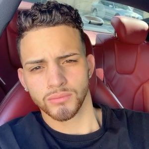 Meet your Posher, Christopher